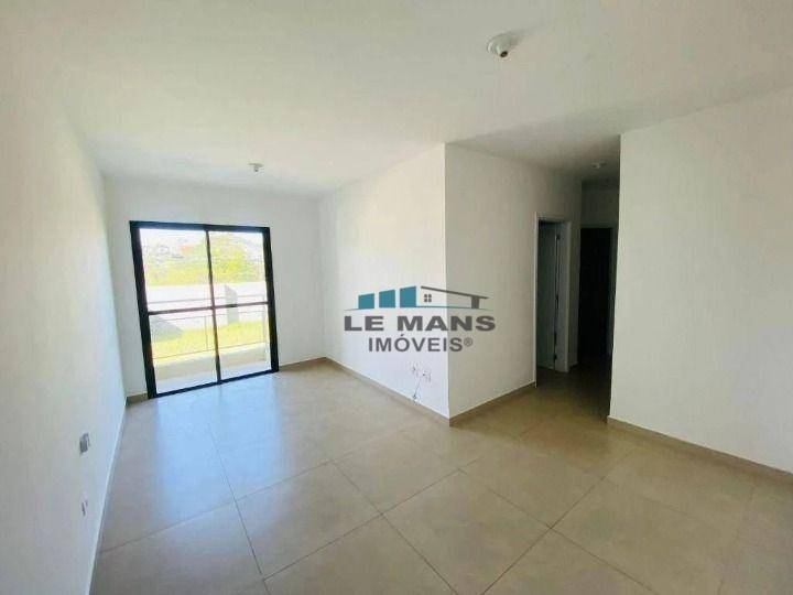 Apartamento à venda com 3 quartos, 80m² - Foto 1