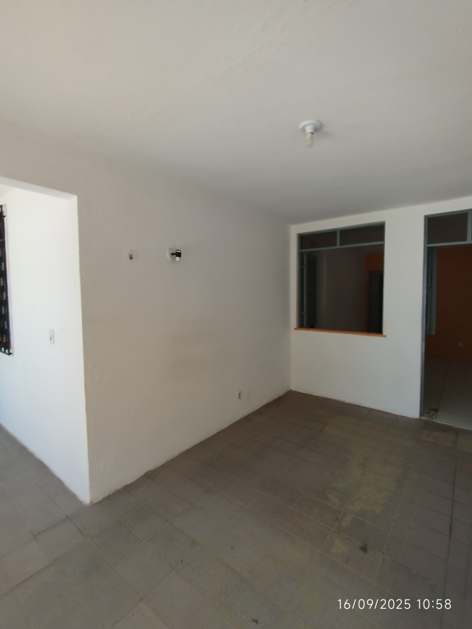 Casa para alugar com 2 quartos, 100m² - Foto 8