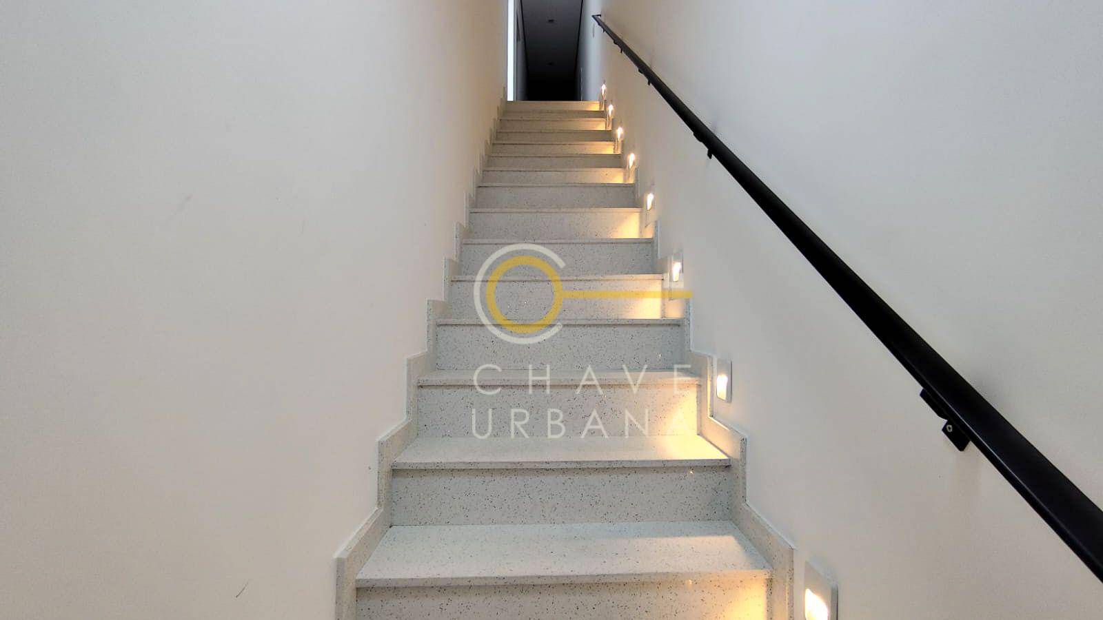 Casa, 3 quartos, 230 m² - Foto 3