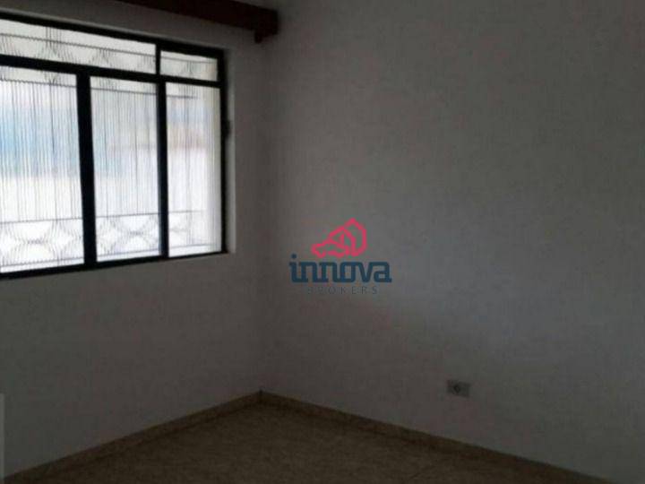 Casa à venda com 4 quartos, 297m² - Foto 2