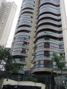 Apartamento para alugar com 4 quartos, 160m² - Foto 13