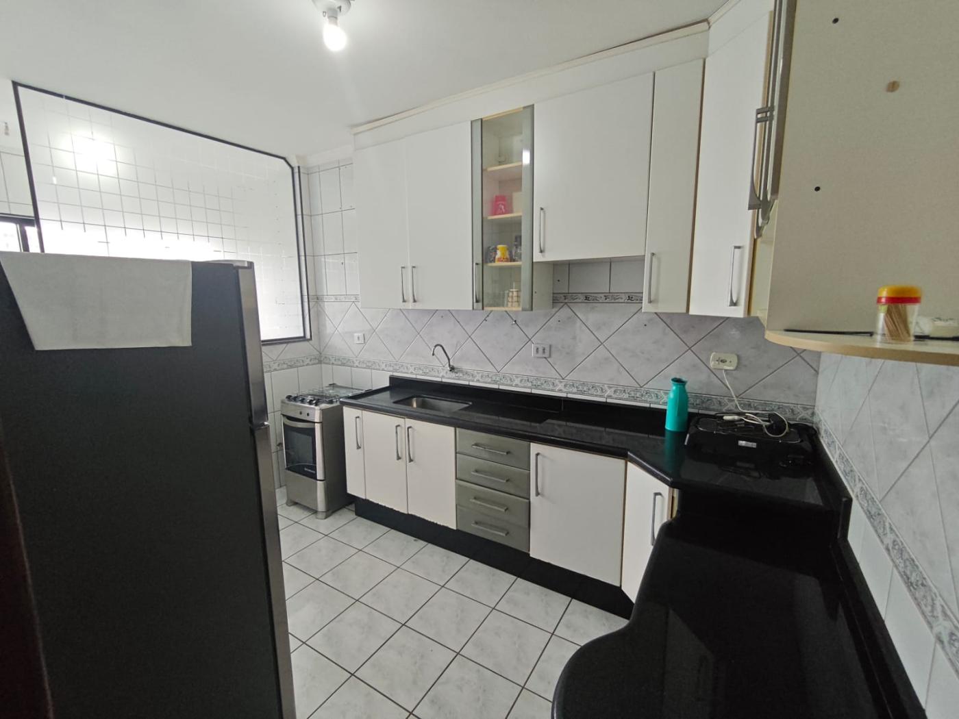 Apartamento para alugar com 3 quartos, 125m² - Foto 15