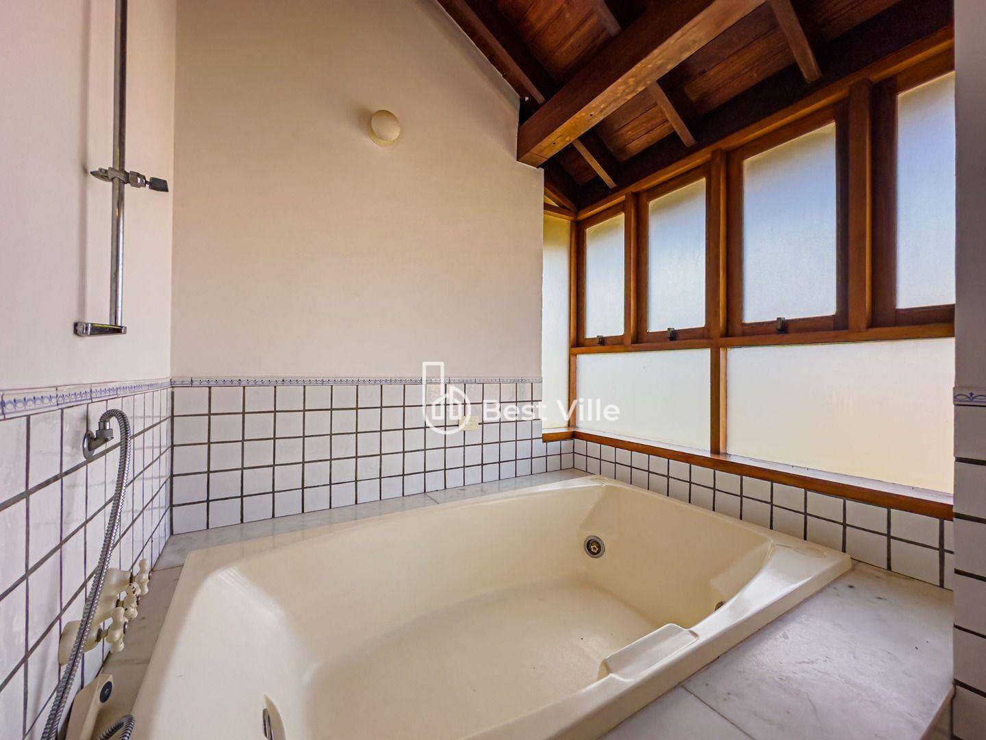 Casa de Condomínio à venda com 5 quartos, 527m² - Foto 4