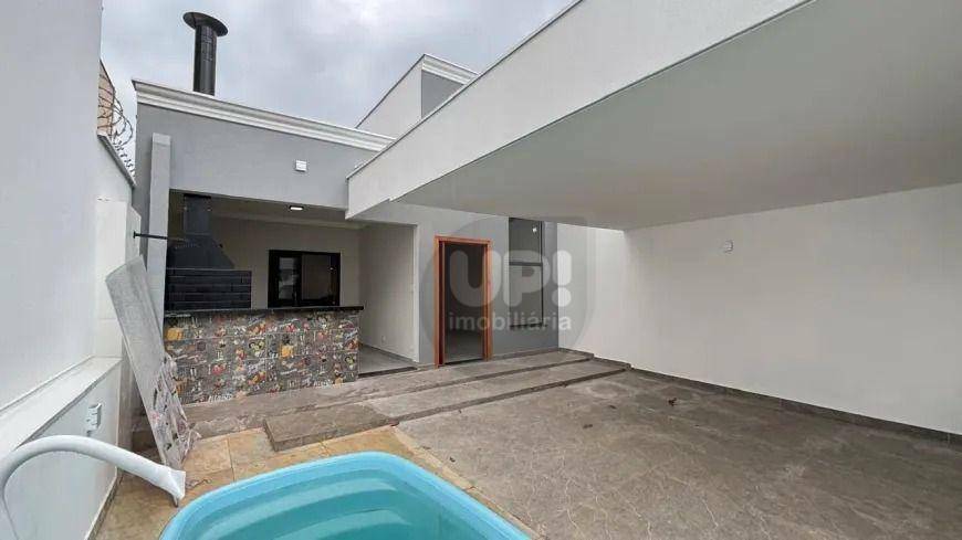 Casa à venda com 3 quartos, 130m² - Foto 3