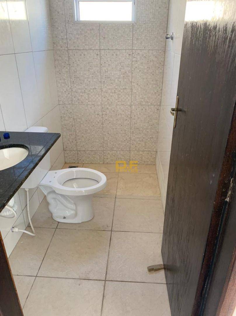 Casa à venda com 2 quartos, 1m² - Foto 8