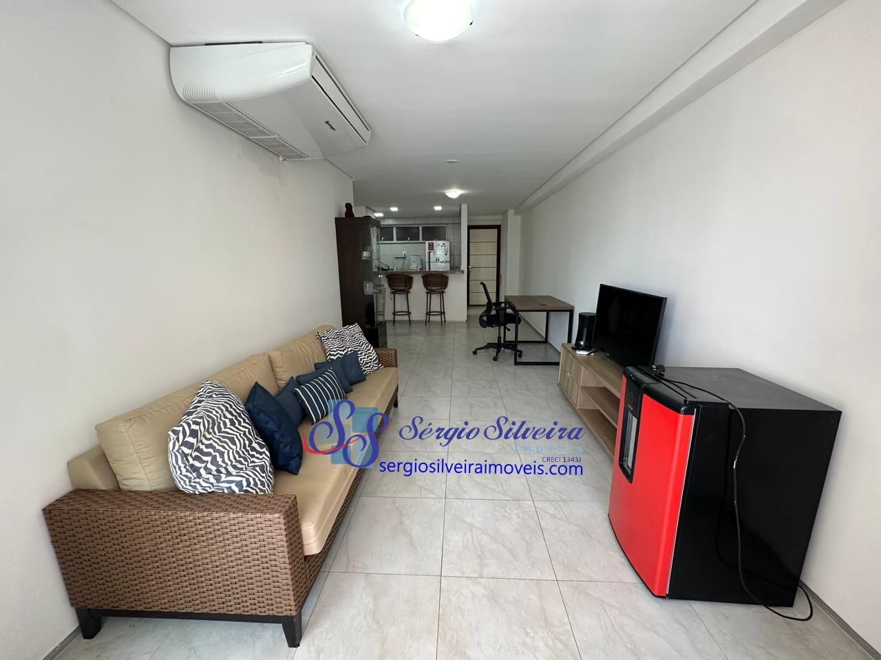 Apartamento à venda com 3 quartos, 105m² - Foto 2