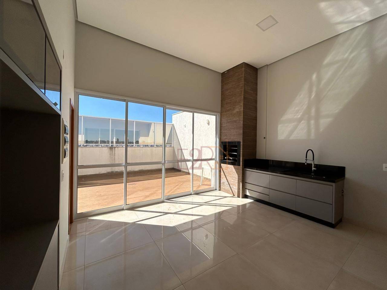 Apartamento à venda com 3 quartos, 192m² - Foto 12