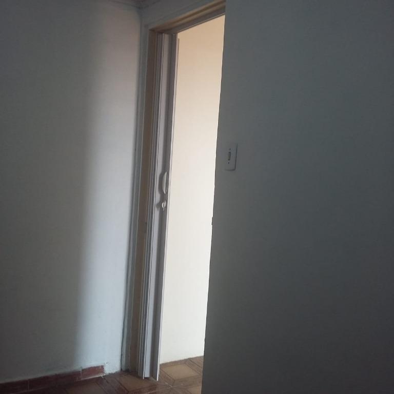 Casa para alugar com 1 quarto, 40m² - Foto 7