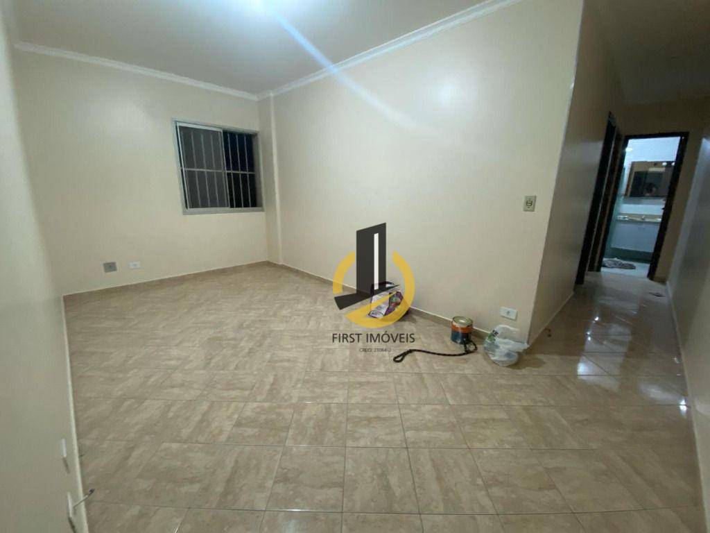 Apartamento à venda com 2 quartos, 64m² - Foto 3