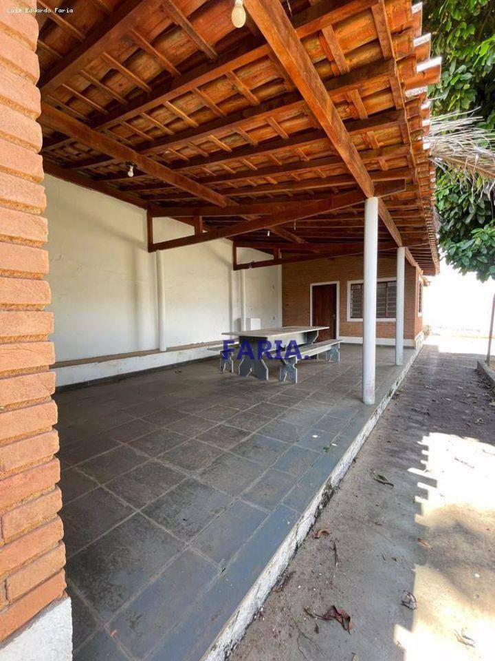 Casa à venda com 3 quartos, 238m² - Foto 18