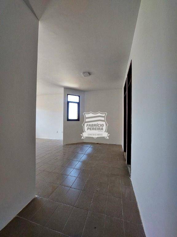 Casa à venda com 6 quartos, 300m² - Foto 43