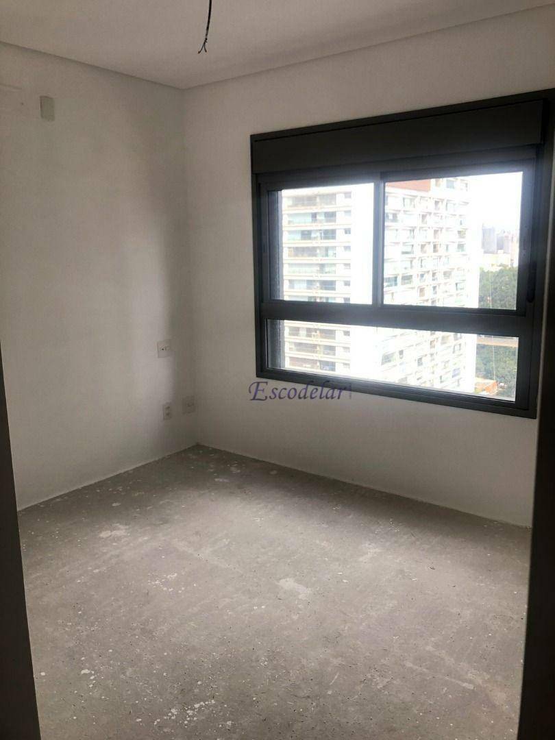 Apartamento à venda com 4 quartos, 158m² - Foto 22