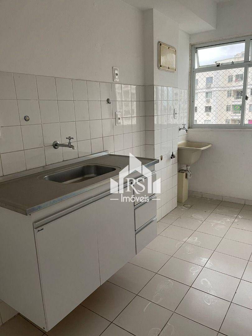 Apartamento à venda com 2 quartos, 60m² - Foto 6