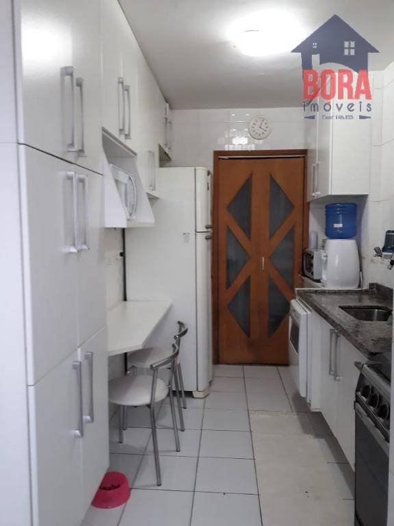 Apartamento à venda com 2 quartos, 62m² - Foto 15