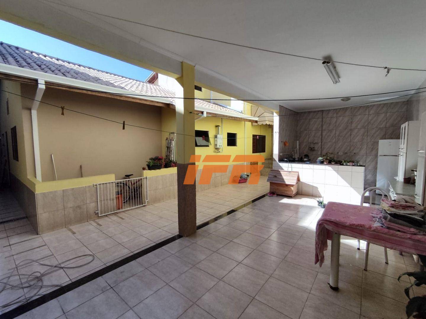 Sobrado à venda com 5 quartos, 269m² - Foto 29