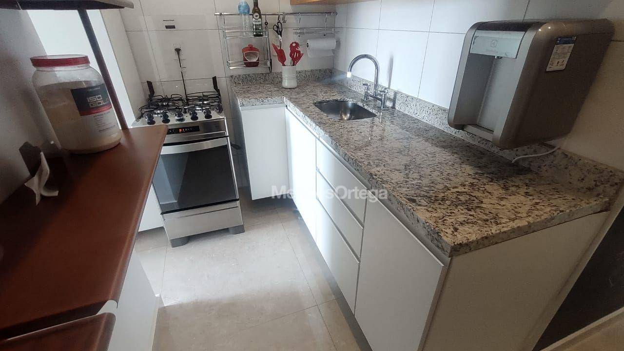 Apartamento para alugar com 3 quartos, 98m² - Foto 6