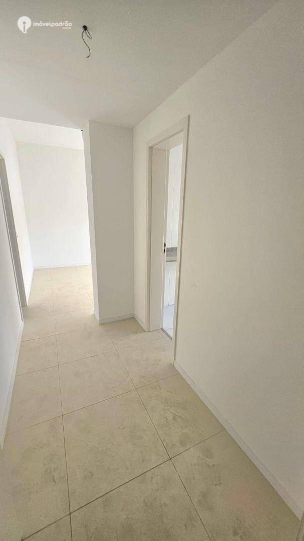 Apartamento à venda com 4 quartos, 200m² - Foto 32