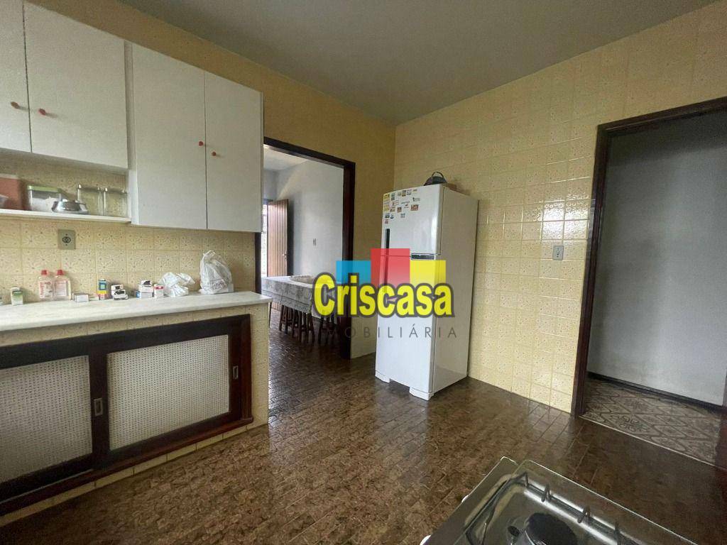 Casa à venda com 7 quartos, 256m² - Foto 19