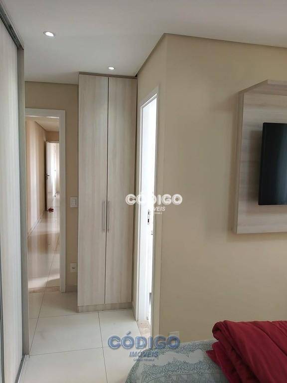 Apartamento à venda com 3 quartos, 84m² - Foto 17