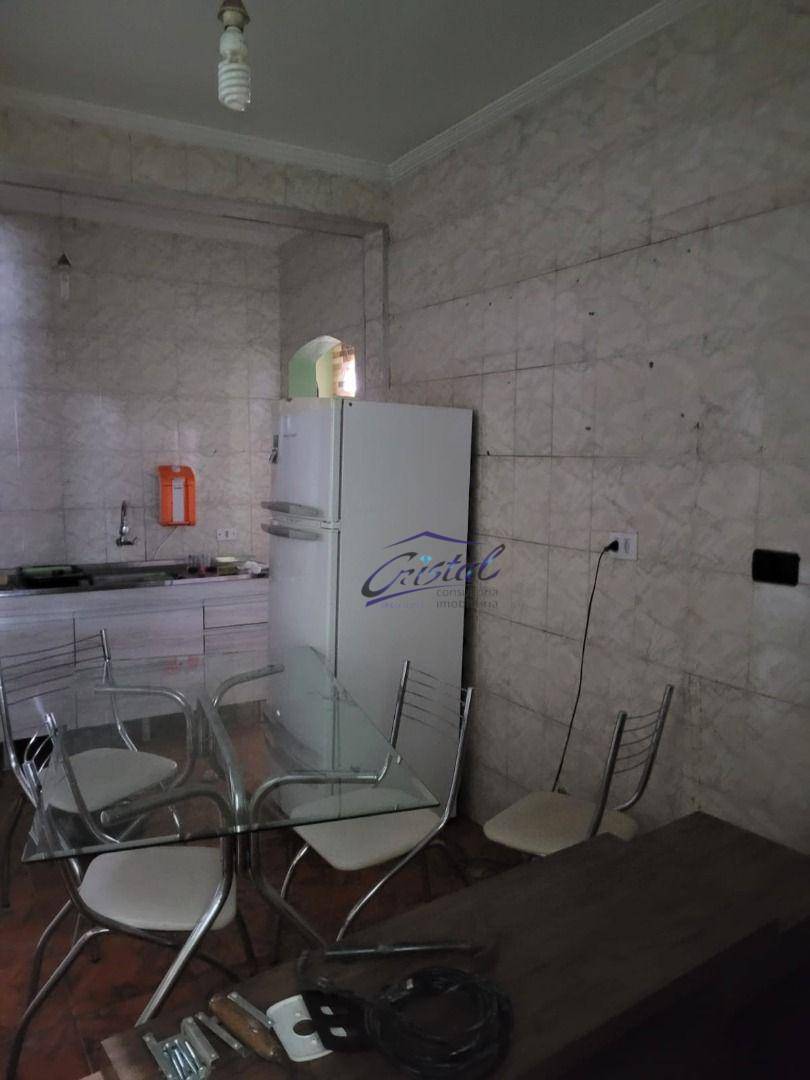 Casa à venda com 3 quartos, 200m² - Foto 7