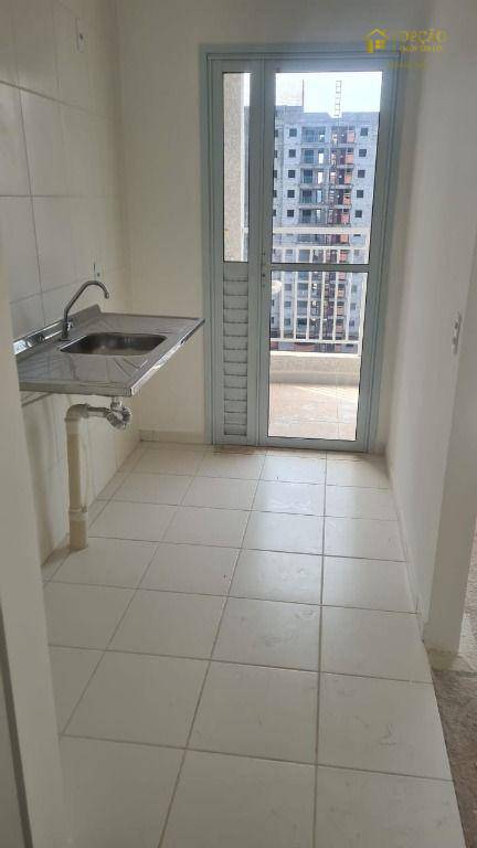 Apartamento à venda com 3 quartos, 56m² - Foto 3