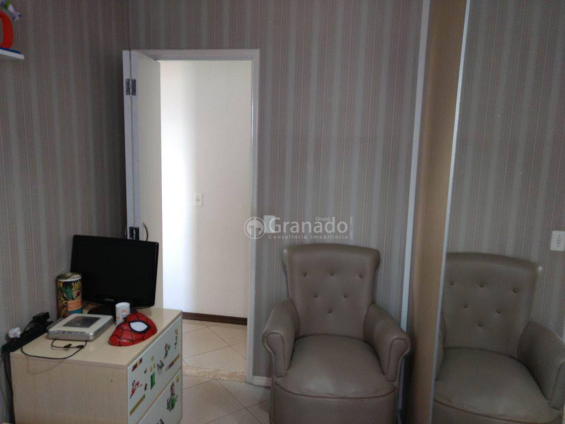 Apartamento à venda com 2 quartos, 50m² - Foto 12