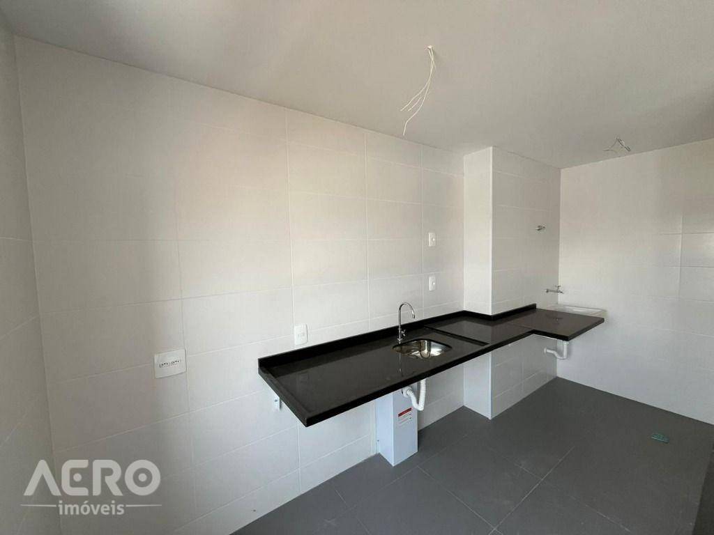 Apartamento à venda com 2 quartos, 64m² - Foto 17