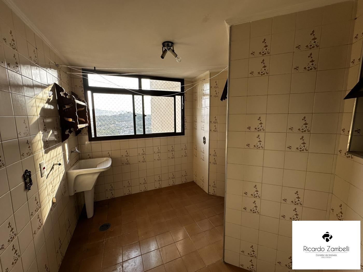 Apartamento à venda com 3 quartos, 125m² - Foto 19