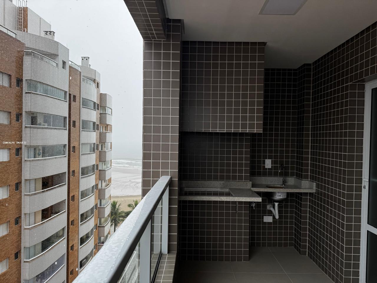 Apartamento à venda com 2 quartos, 66m² - Foto 1