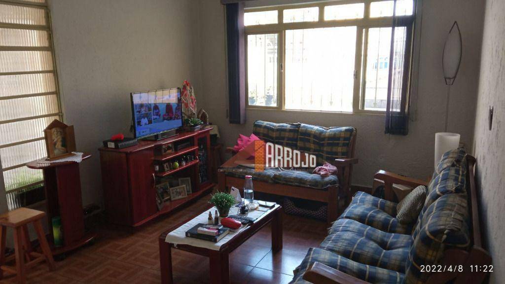 Sobrado à venda com 2 quartos, 140m² - Foto 2