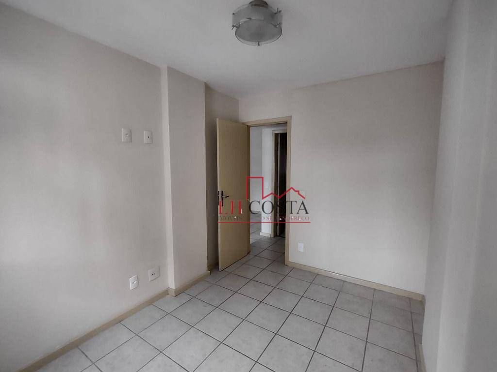 Apartamento à venda com 2 quartos, 65m² - Foto 8