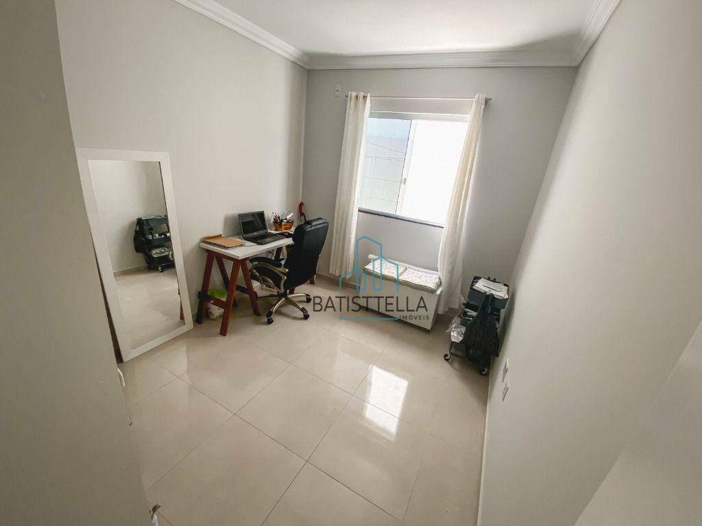 Apartamento à venda com 2 quartos, 77m² - Foto 7