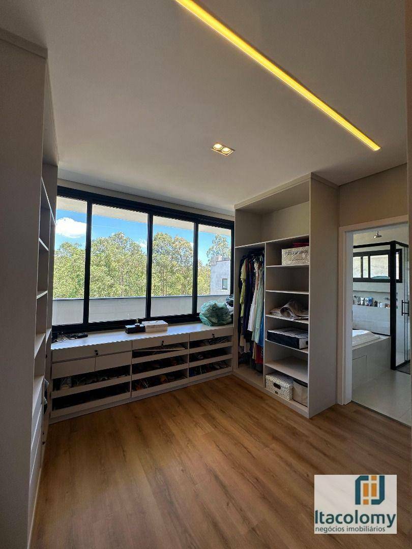 Casa de Condomínio à venda com 4 quartos, 390m² - Foto 25