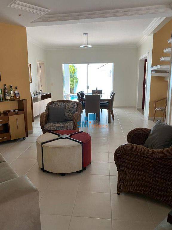 Casa à venda com 4 quartos, 330m² - Foto 8