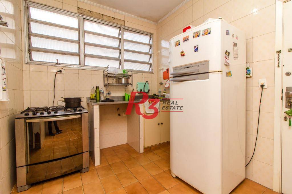 Apartamento à venda com 3 quartos, 197m² - Foto 3