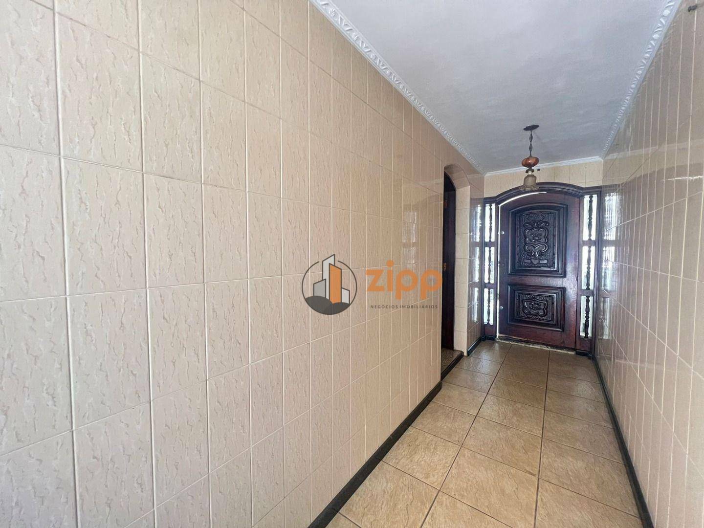 Sobrado à venda com 6 quartos, 300m² - Foto 5