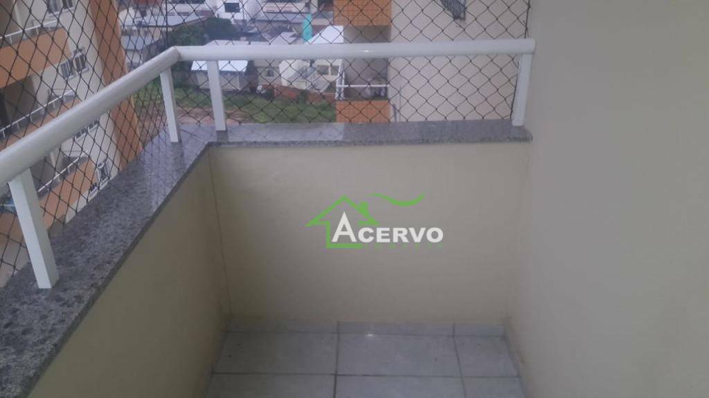 Apartamento à venda com 2 quartos, 74m² - Foto 13