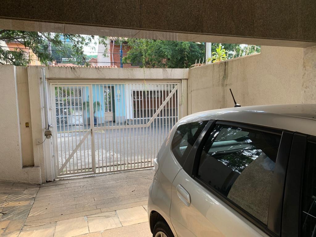 Sobrado à venda com 5 quartos, 291m² - Foto 1