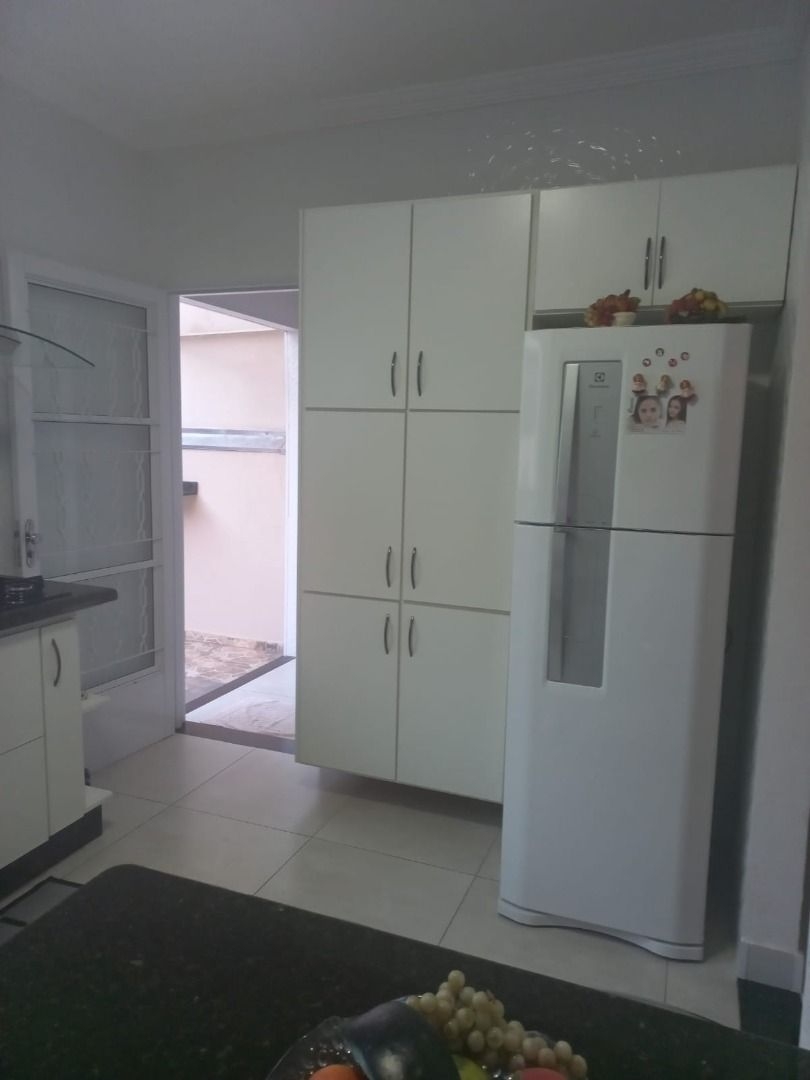 Casa à venda com 3 quartos, 150m² - Foto 7