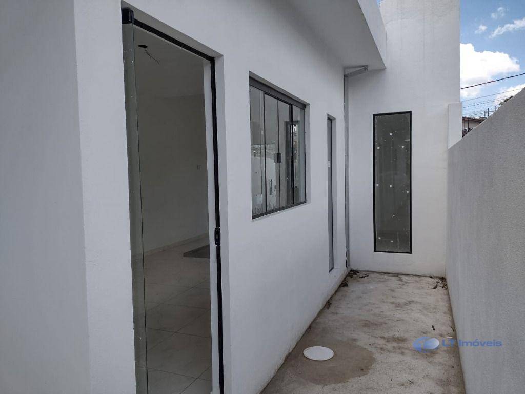 Casa à venda com 2 quartos, 63m² - Foto 8