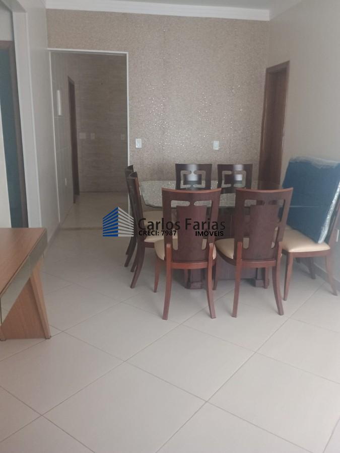 Casa à venda com 5 quartos, 200m² - Foto 11