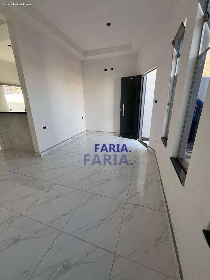 Casa à venda com 2 quartos, 95m² - Foto 5