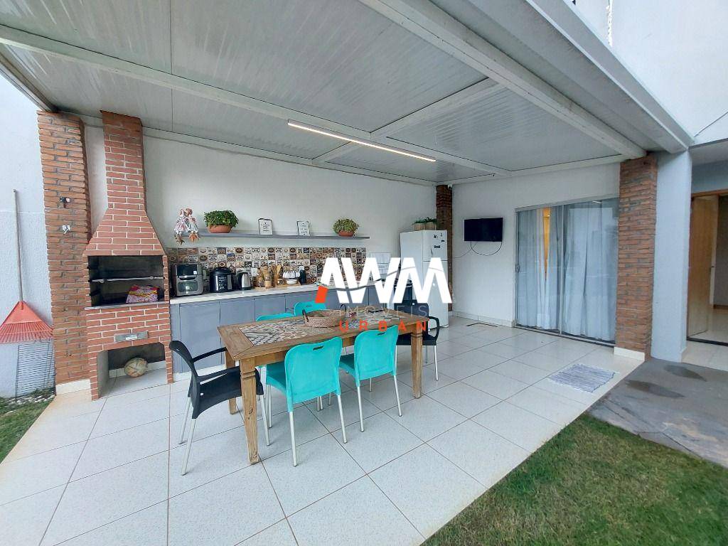 Sobrado, 3 quartos, 145 m² - Foto 1