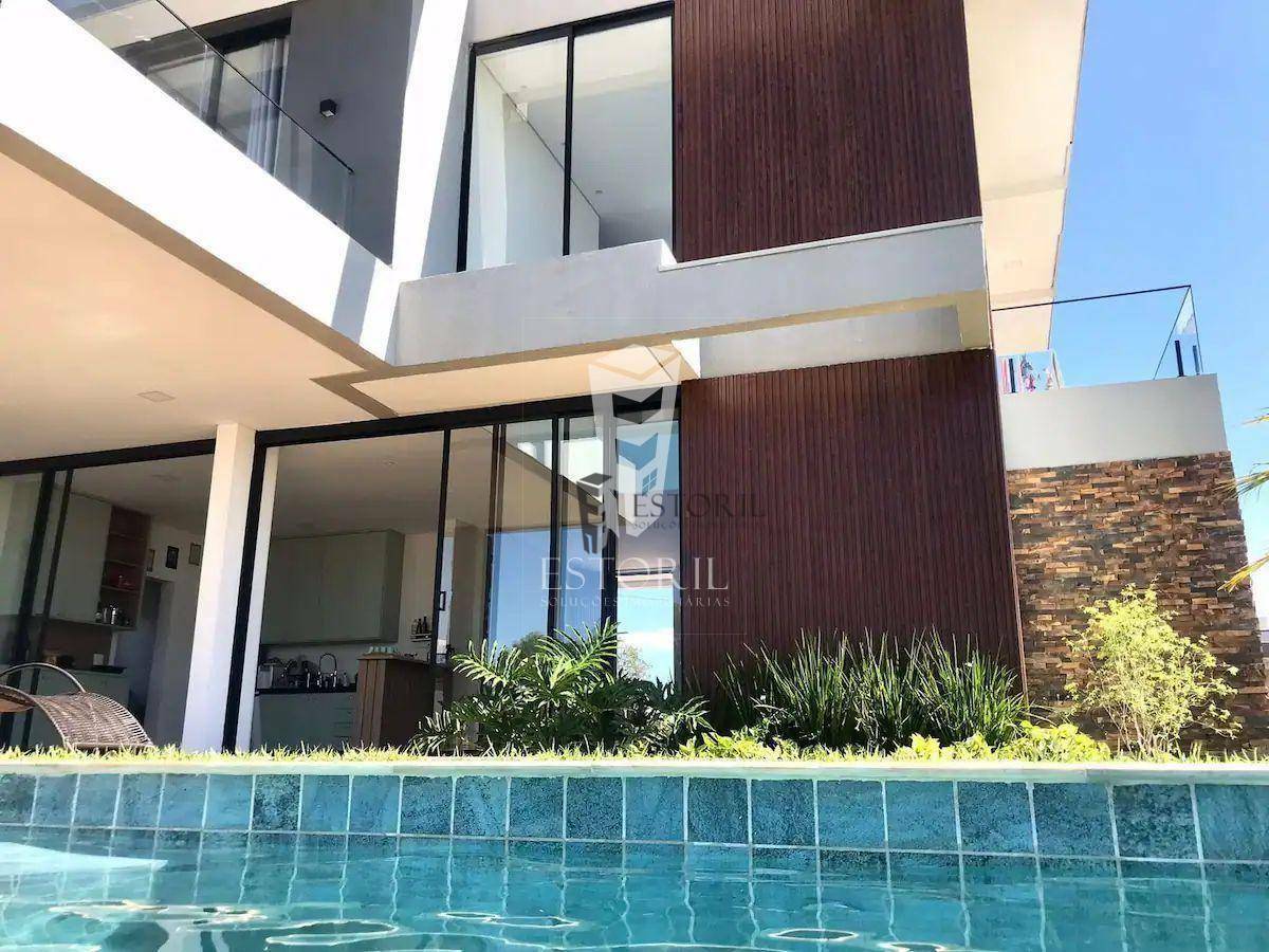 Sobrado à venda com 5 quartos, 297m² - Foto 2