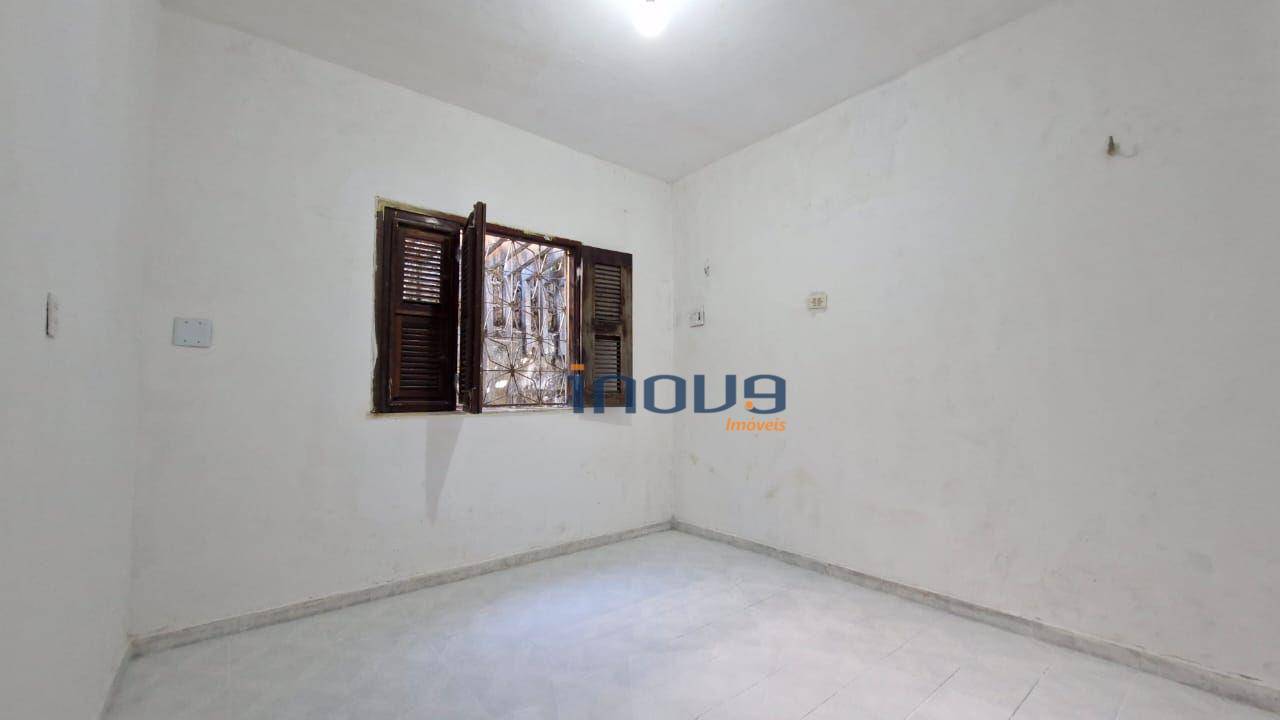 Casa à venda e aluguel com 5 quartos, 192m² - Foto 17