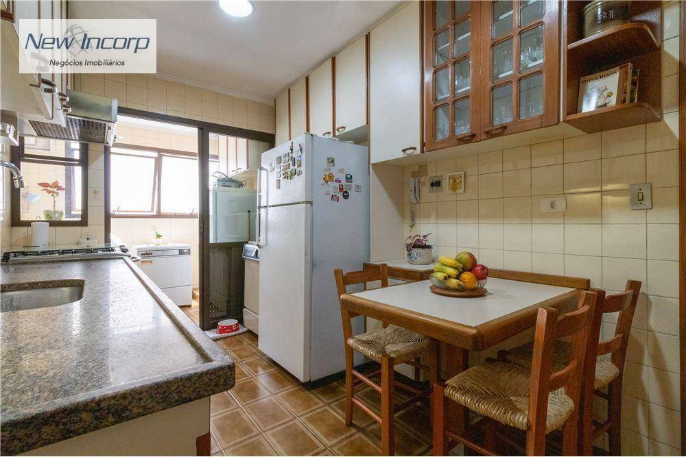 Apartamento à venda com 3 quartos, 142m² - Foto 24