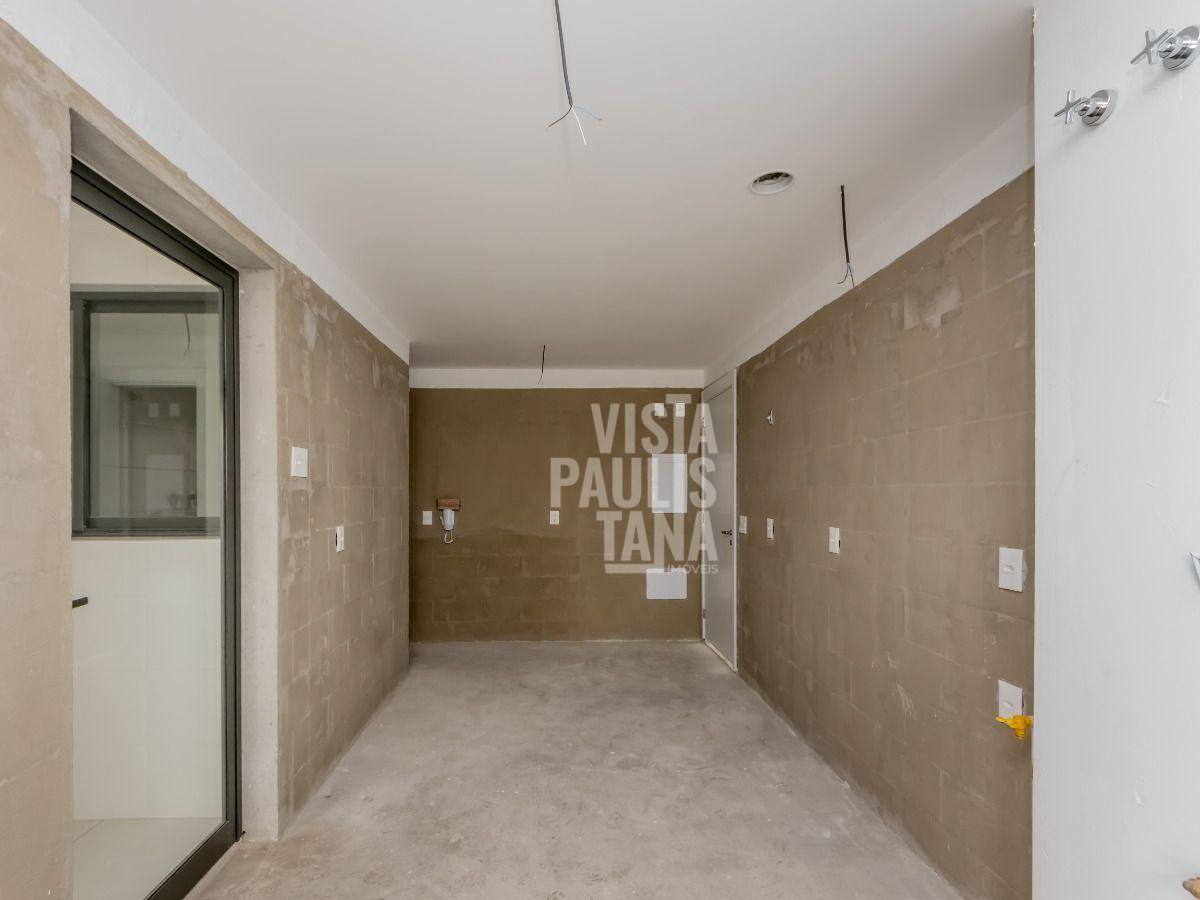 Apartamento à venda com 3 quartos, 153m² - Foto 17