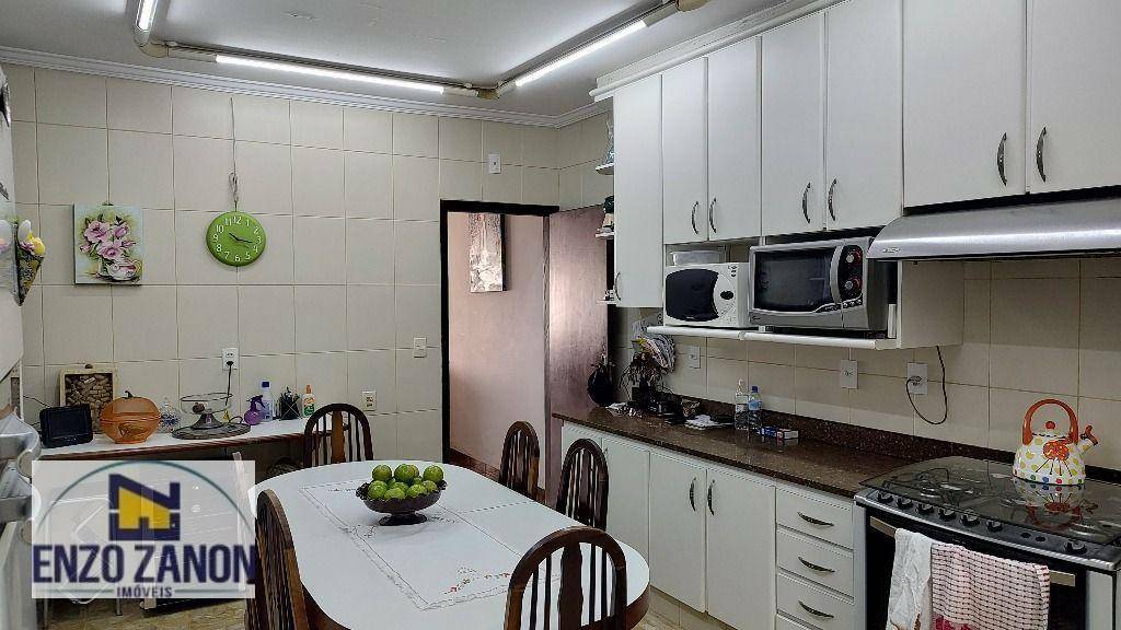 Sobrado à venda com 3 quartos, 202m² - Foto 8