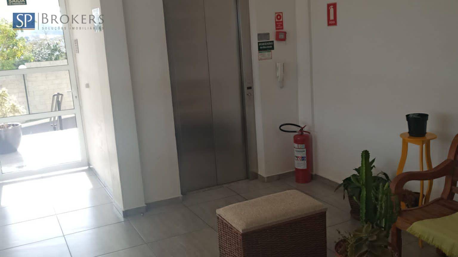 Apartamento à venda com 2 quartos, 69m² - Foto 13