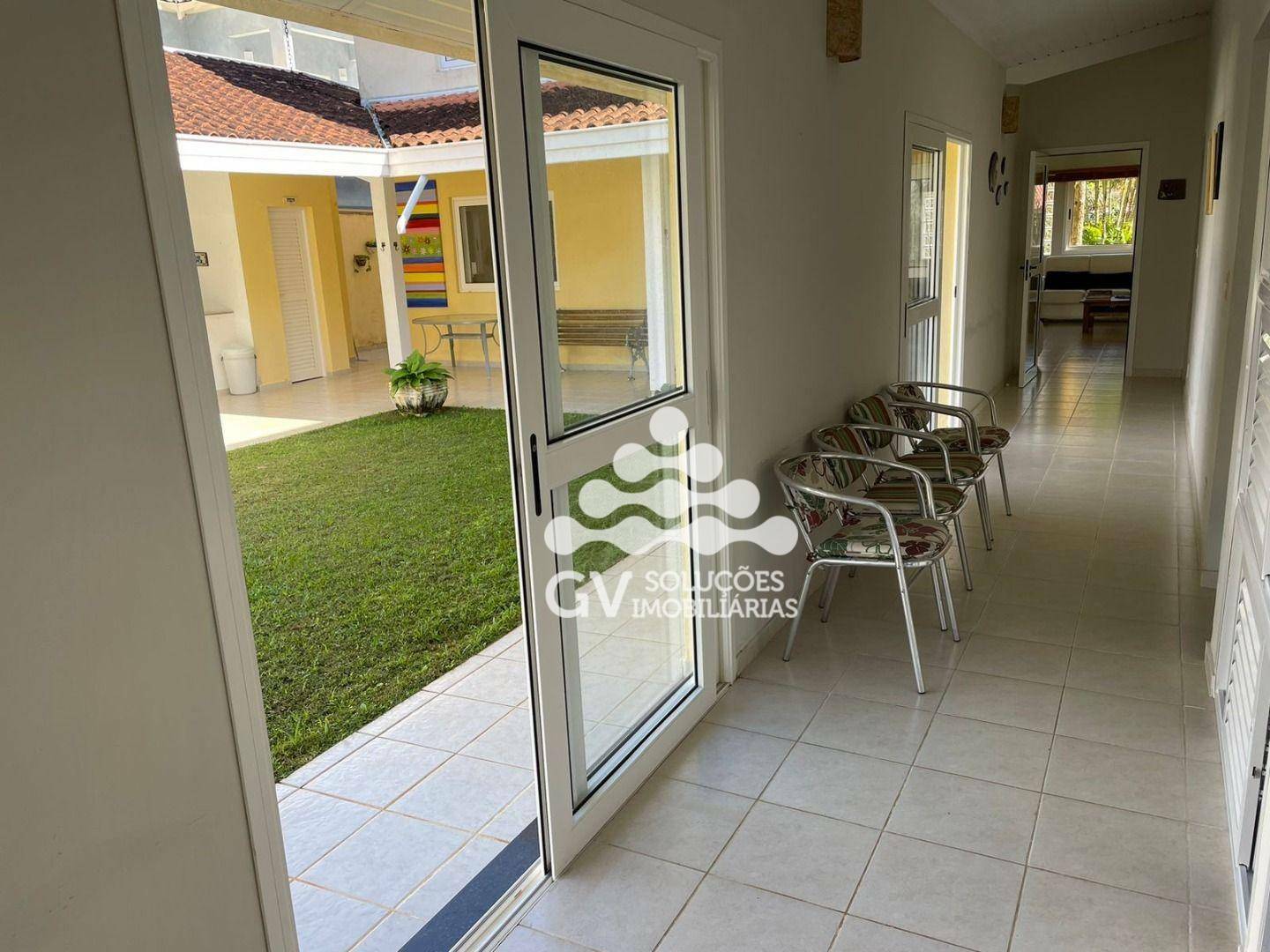 Casa de Condomínio à venda com 3 quartos, 270m² - Foto 12